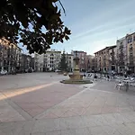 Апартаменты Apartamentos_lovely_rooms_vic Вик