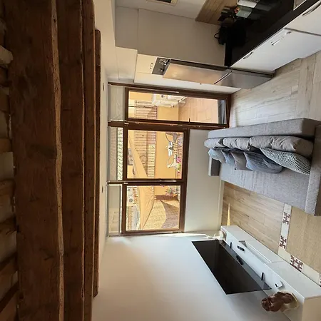 Apartamentos_lovely_rooms_vic * Vic