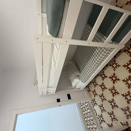 Apartamentos_lovely_rooms_vic * Vic