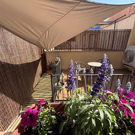 Apartamento Apartamentos_lovely_rooms_vic *