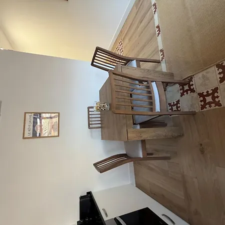 Apartamentos_lovely_rooms_vic